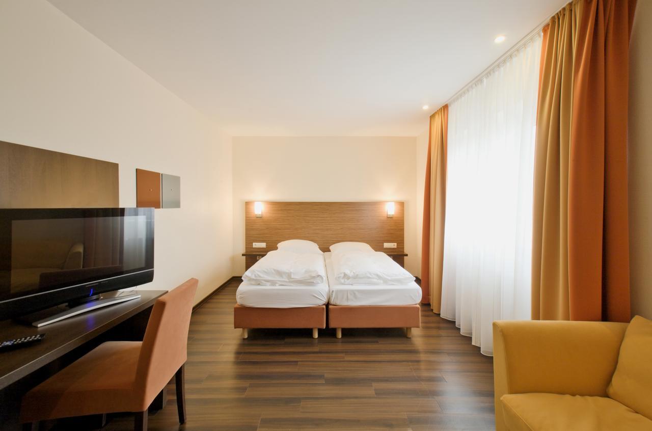 Hotel Silicium Höhr-Grenzhausen Εξωτερικό φωτογραφία
