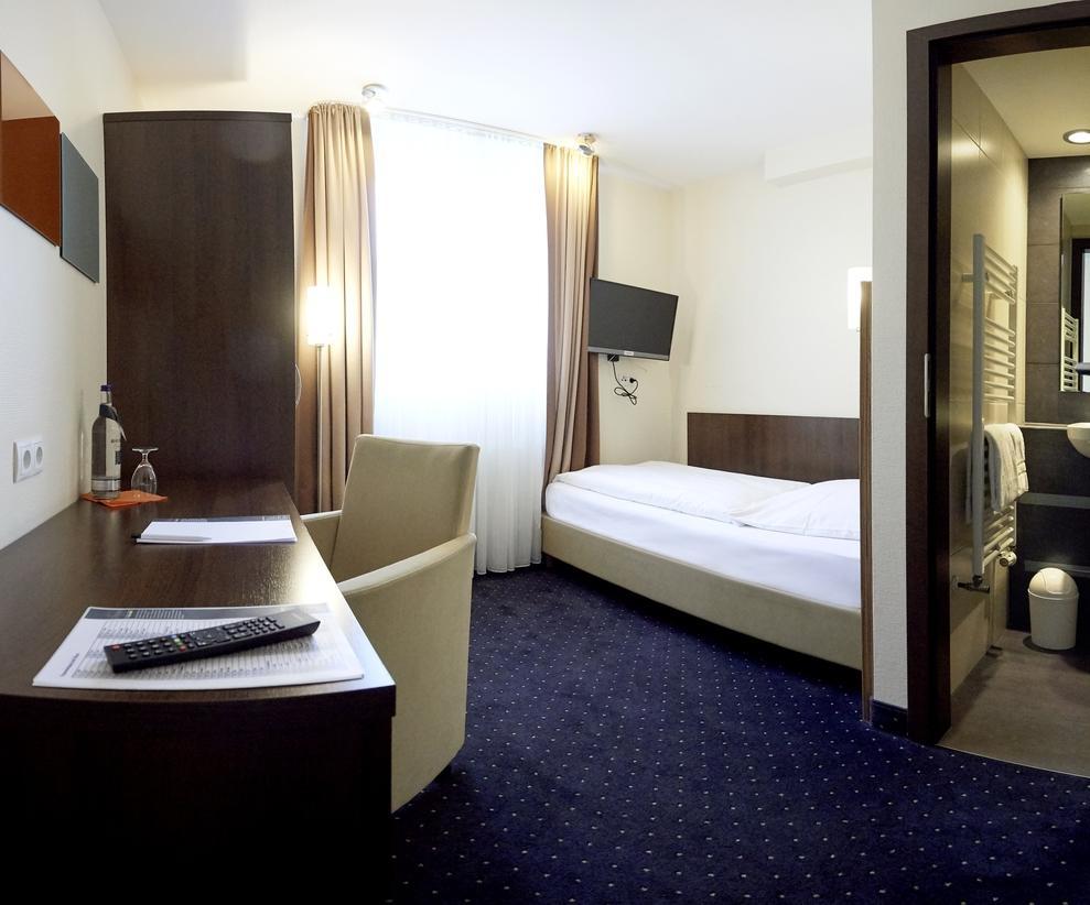 Hotel Silicium Höhr-Grenzhausen Εξωτερικό φωτογραφία
